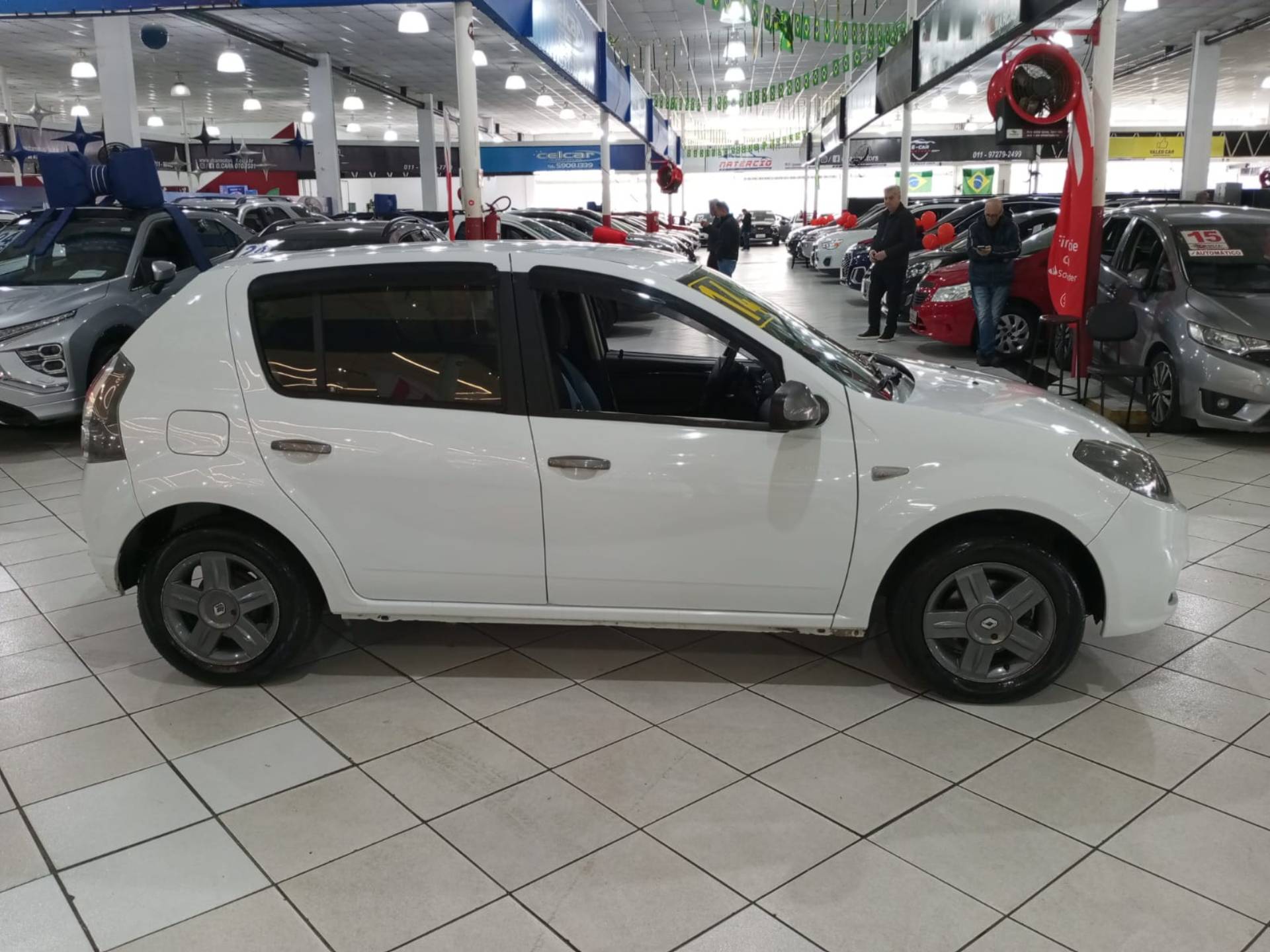 RENAULT SANDERO