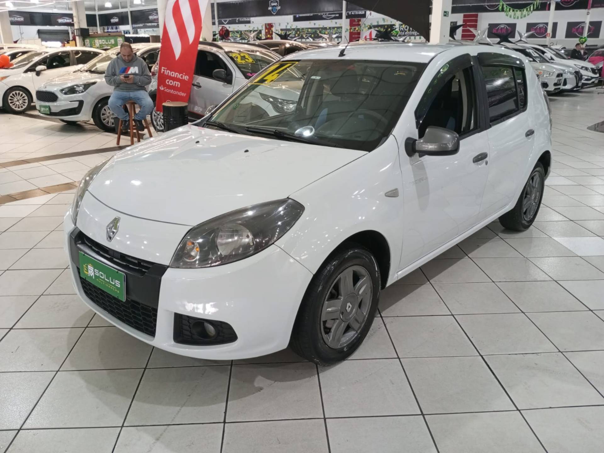RENAULT SANDERO
