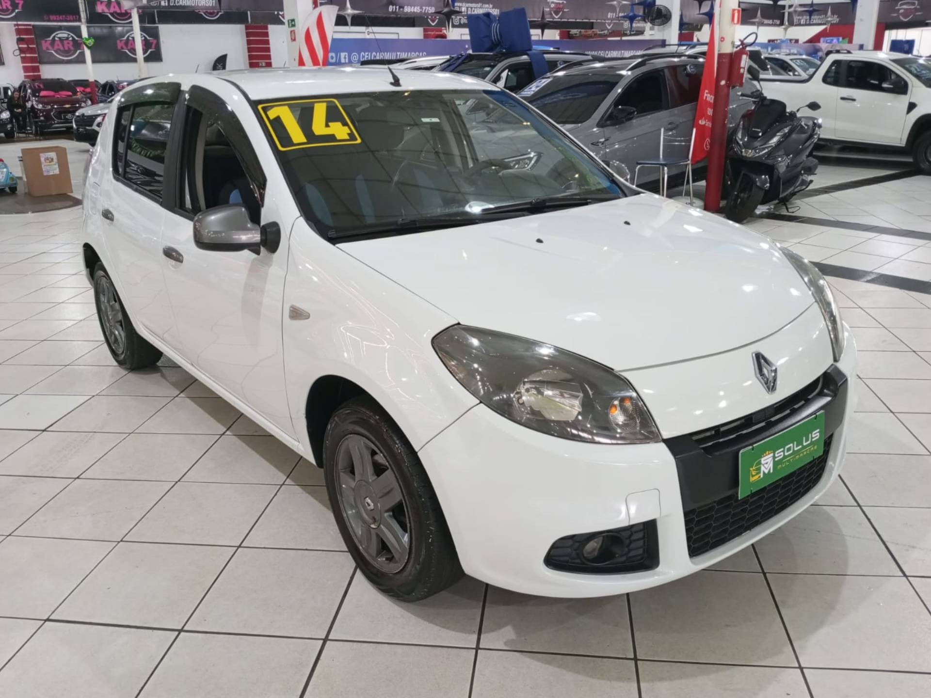 RENAULT SANDERO