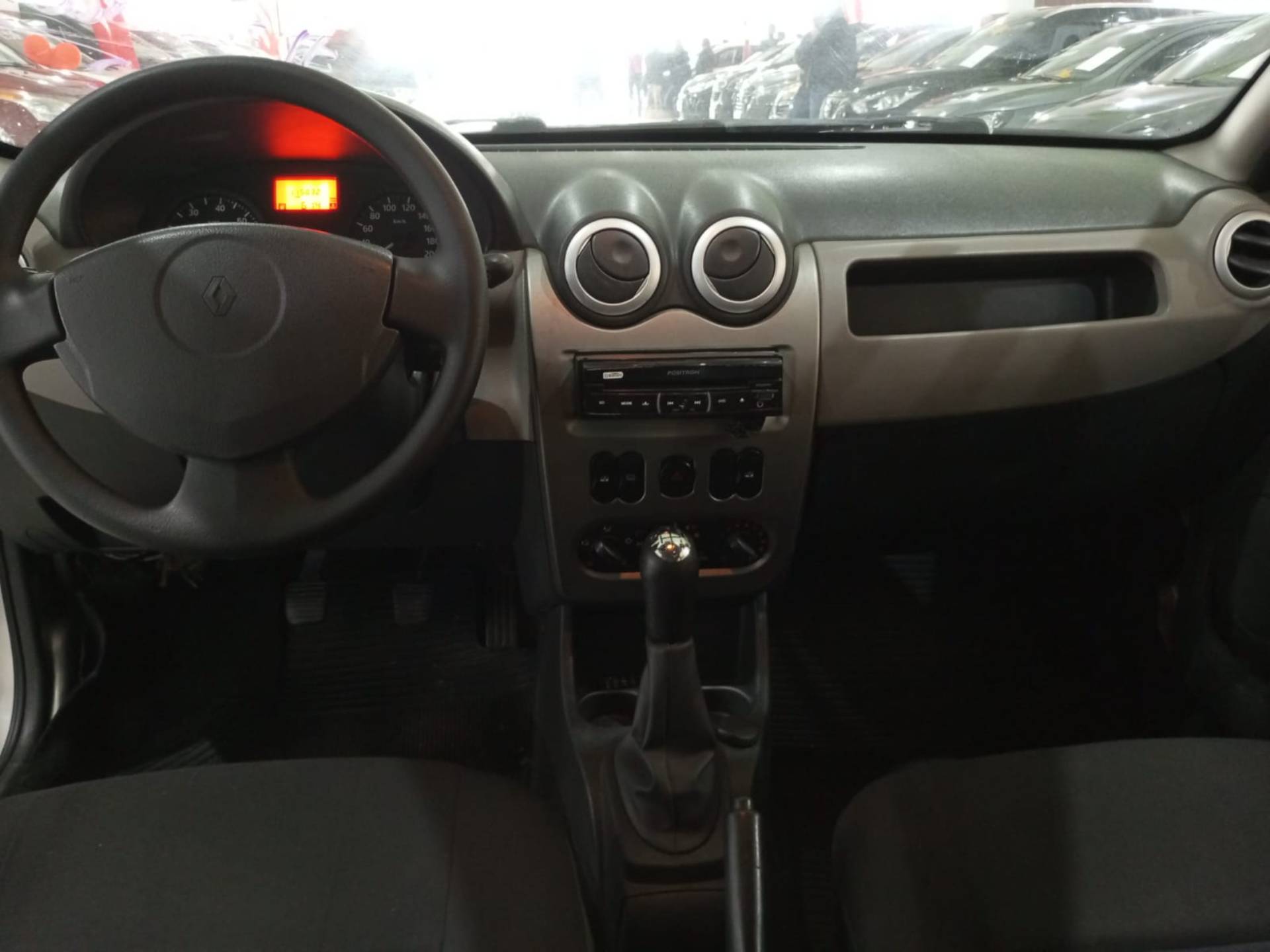 RENAULT SANDERO