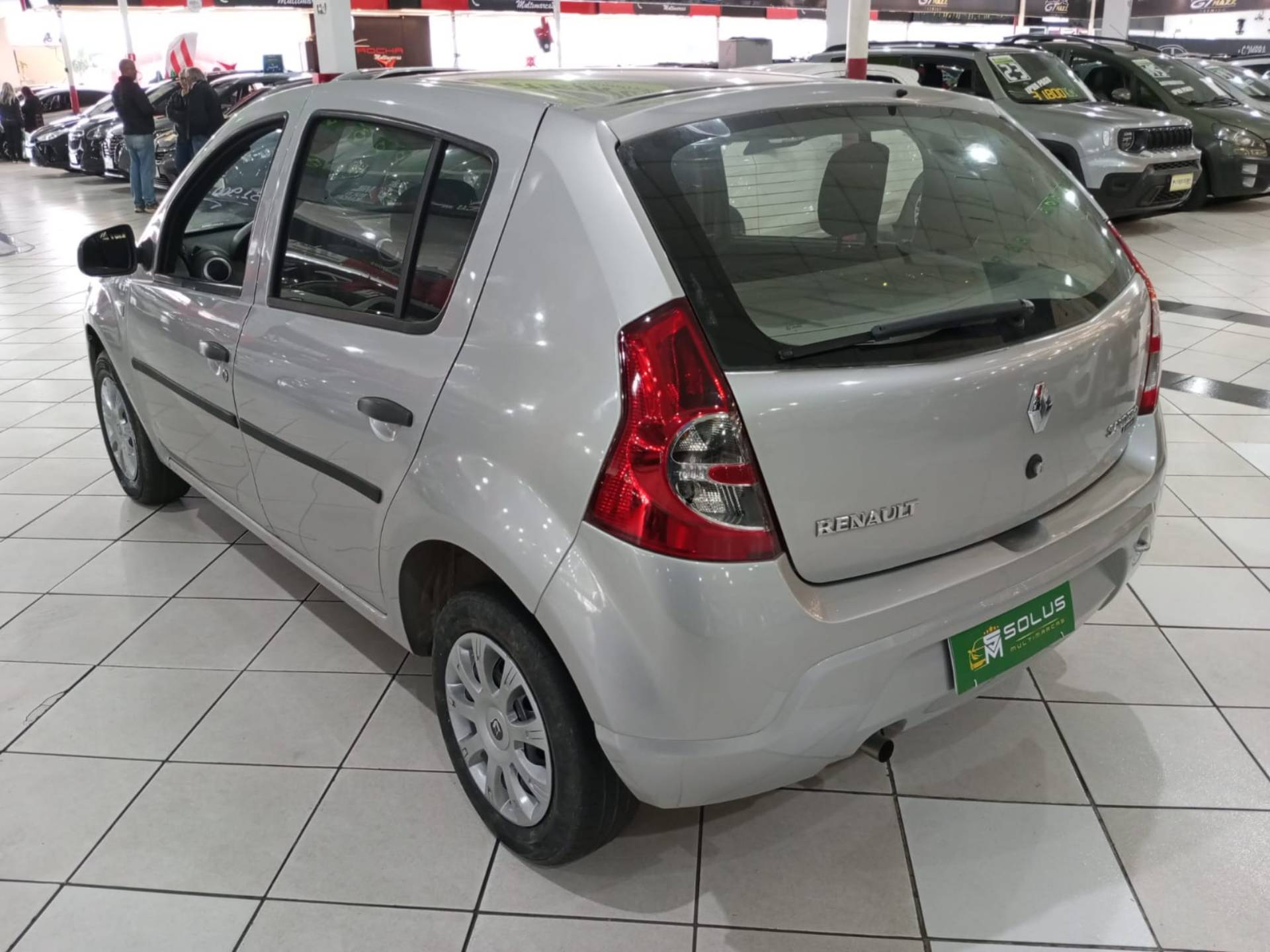 RENAULT SANDERO