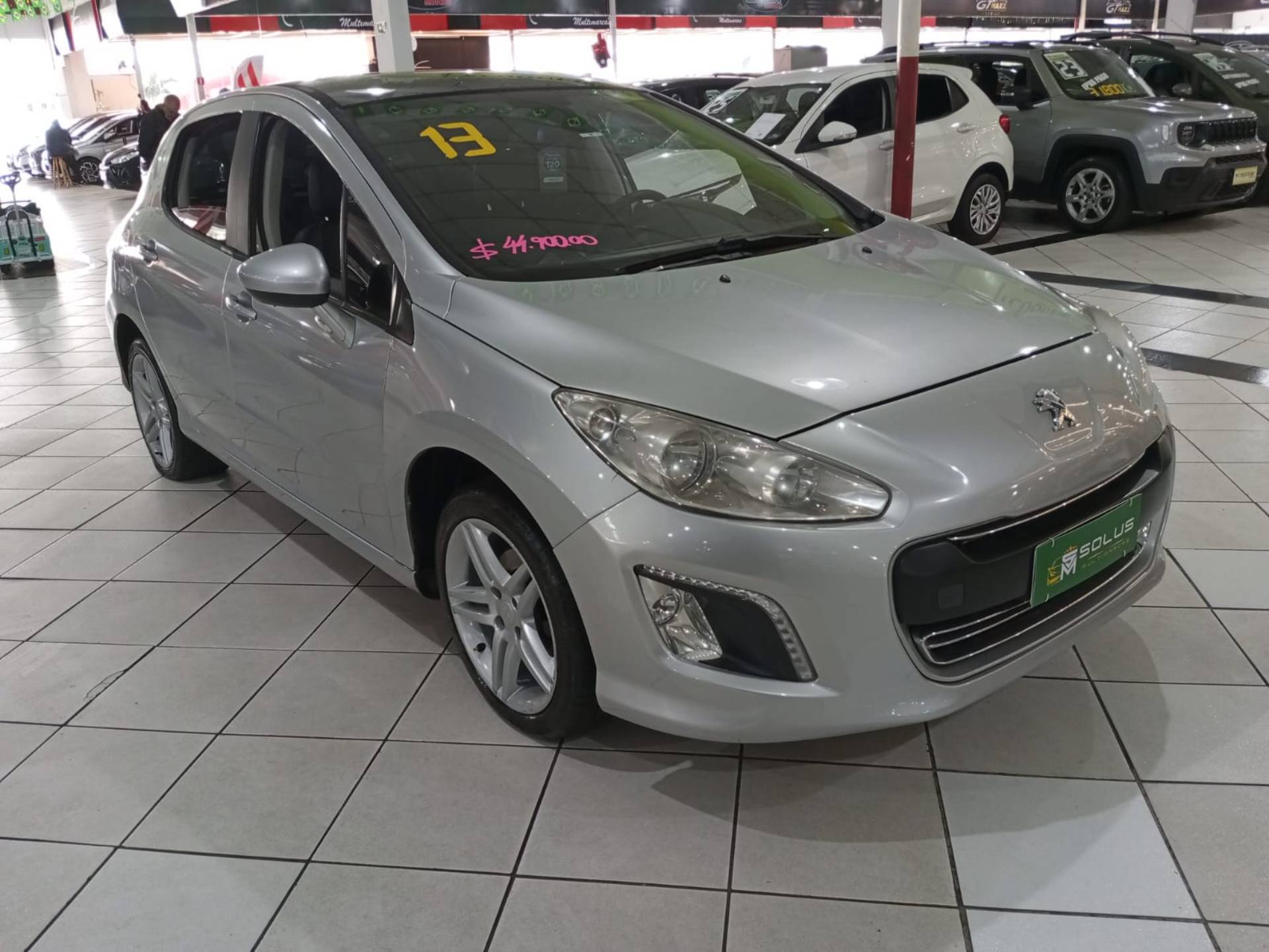 PEUGEOT 308