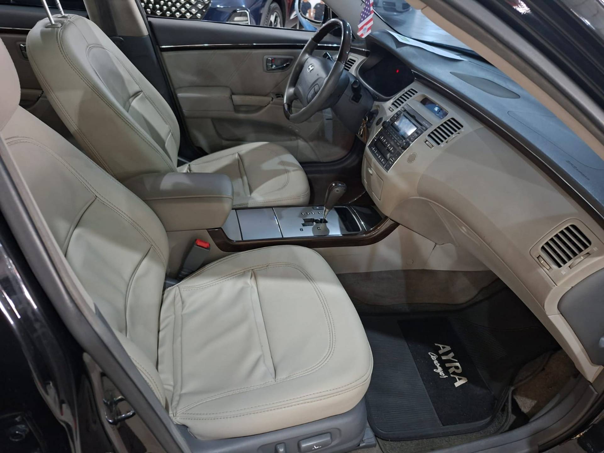 HYUNDAI AZERA
