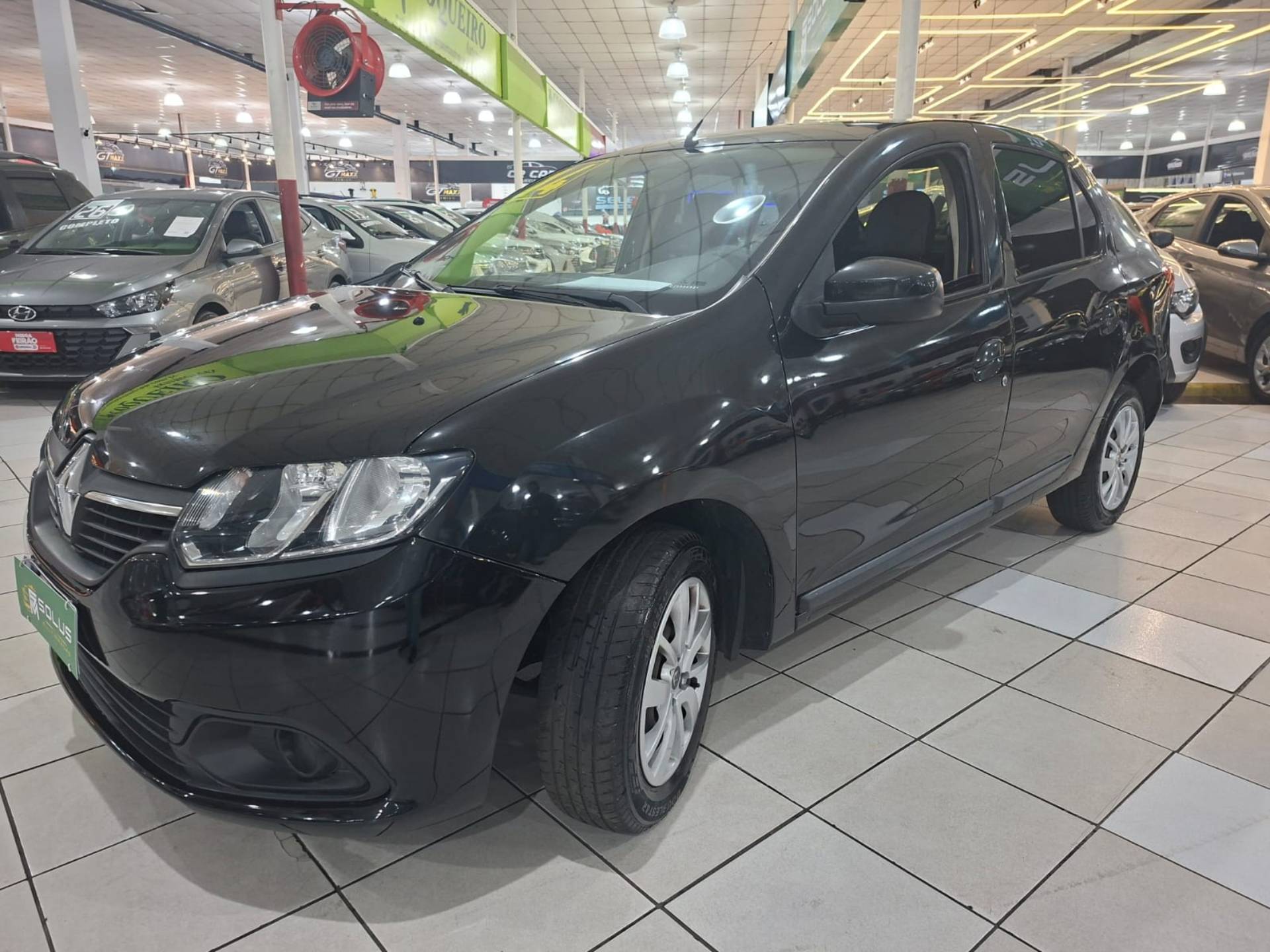 RENAULT LOGAN