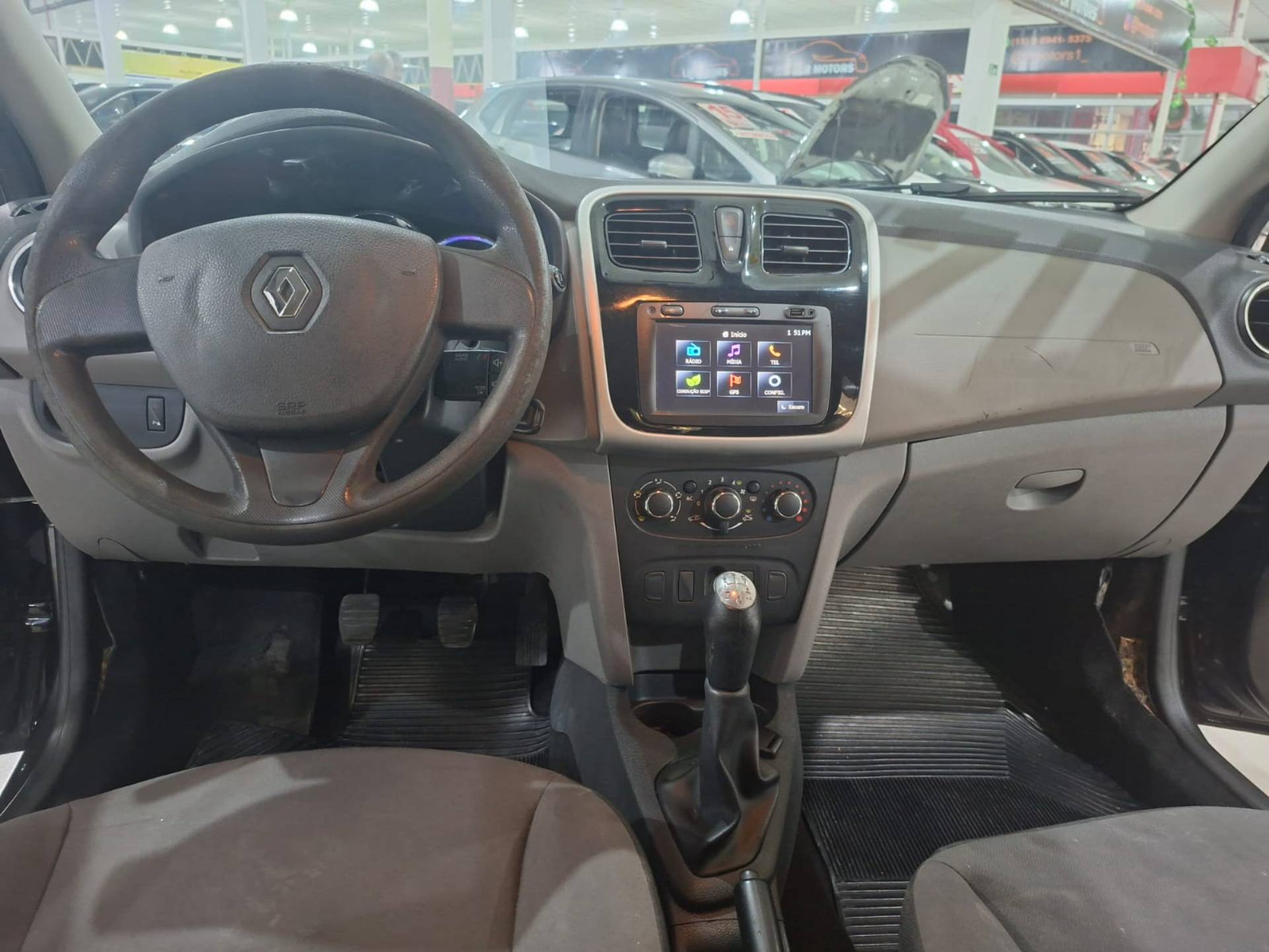 RENAULT LOGAN