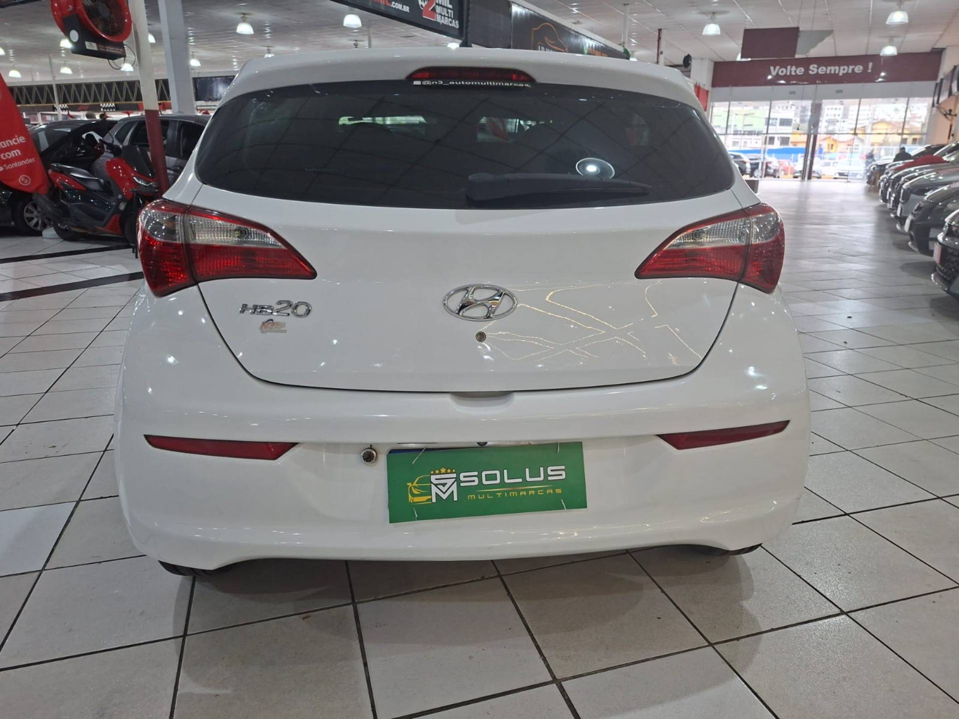 HYUNDAI HB20
