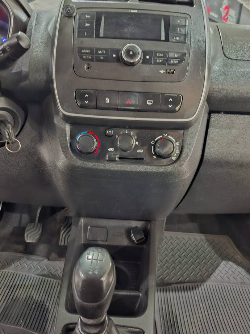 RENAULT KWID
