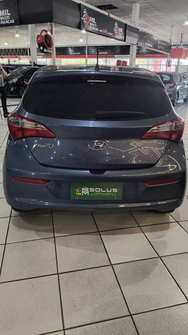 HYUNDAI HB20