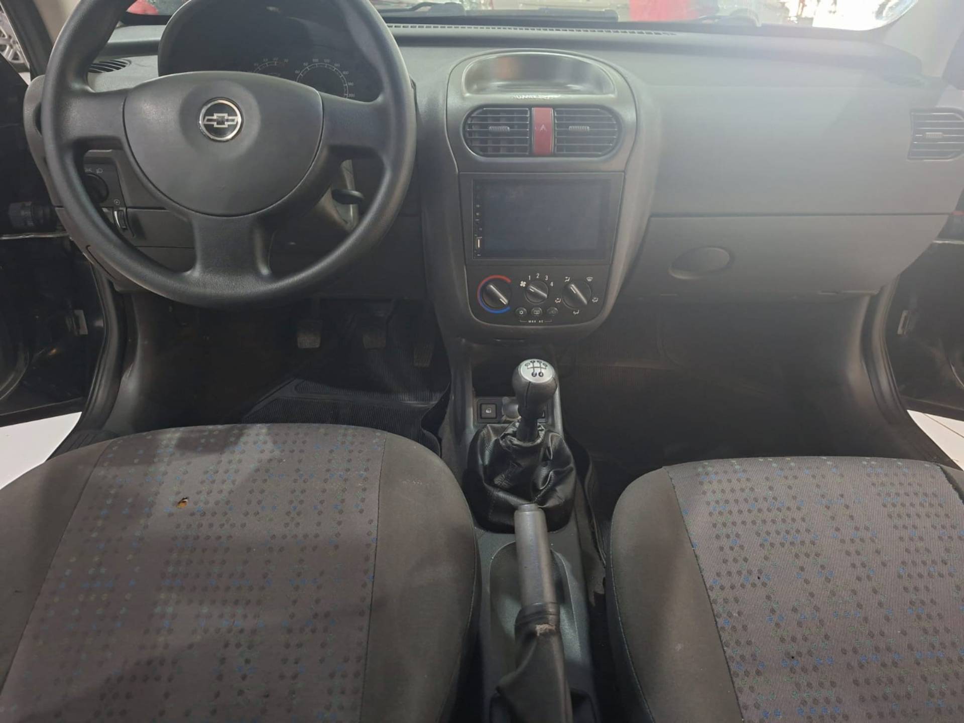 CHEVROLET CORSA
