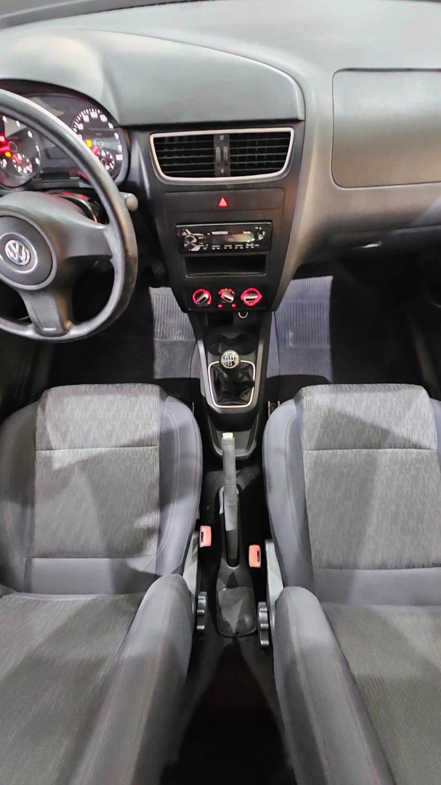 VOLKSWAGEN FOX