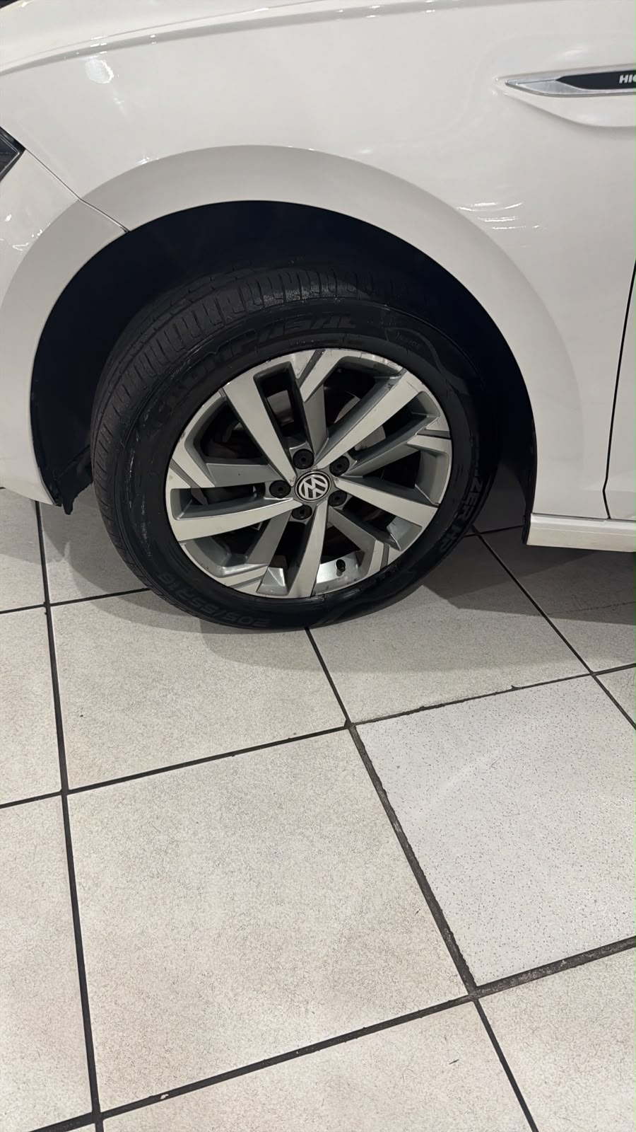 VOLKSWAGEN VIRTUS
