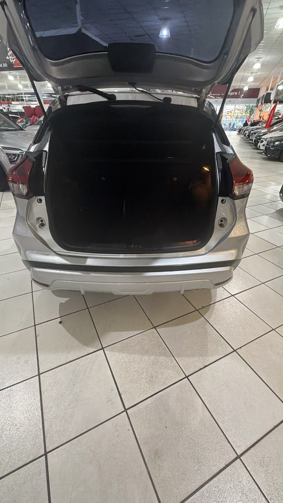 NISSAN KICKS