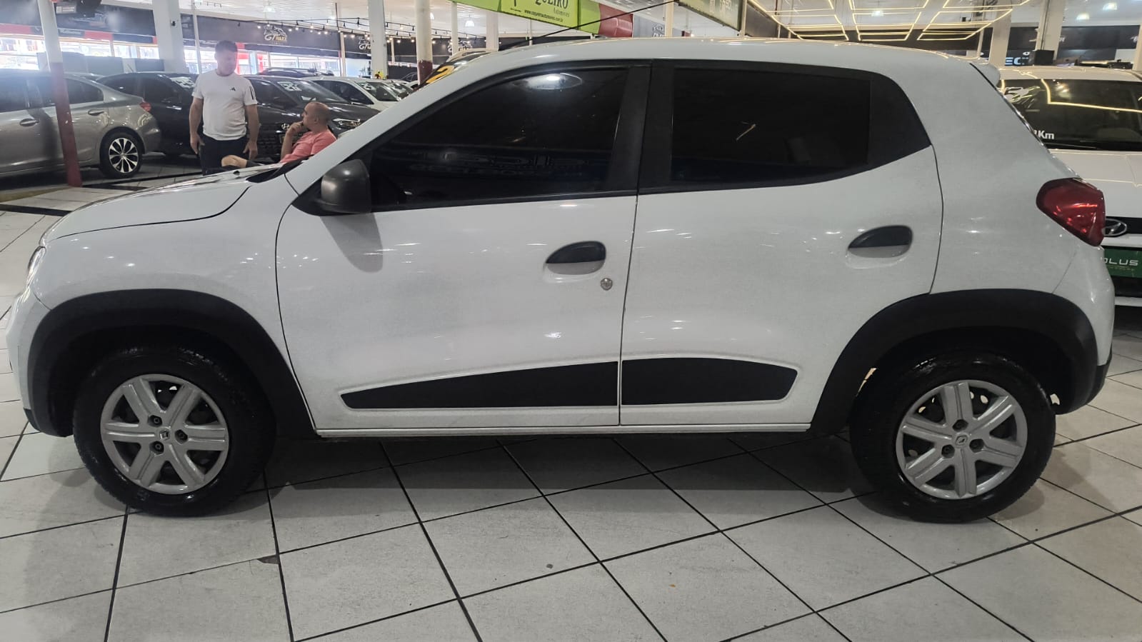 RENAULT KWID
