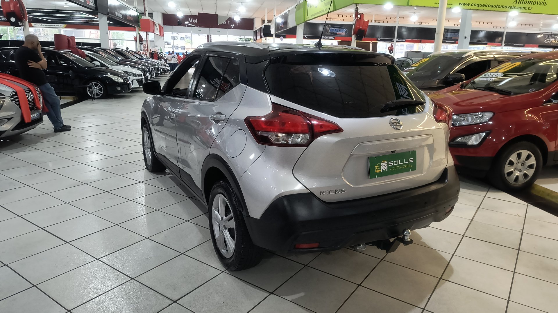 NISSAN KICKS