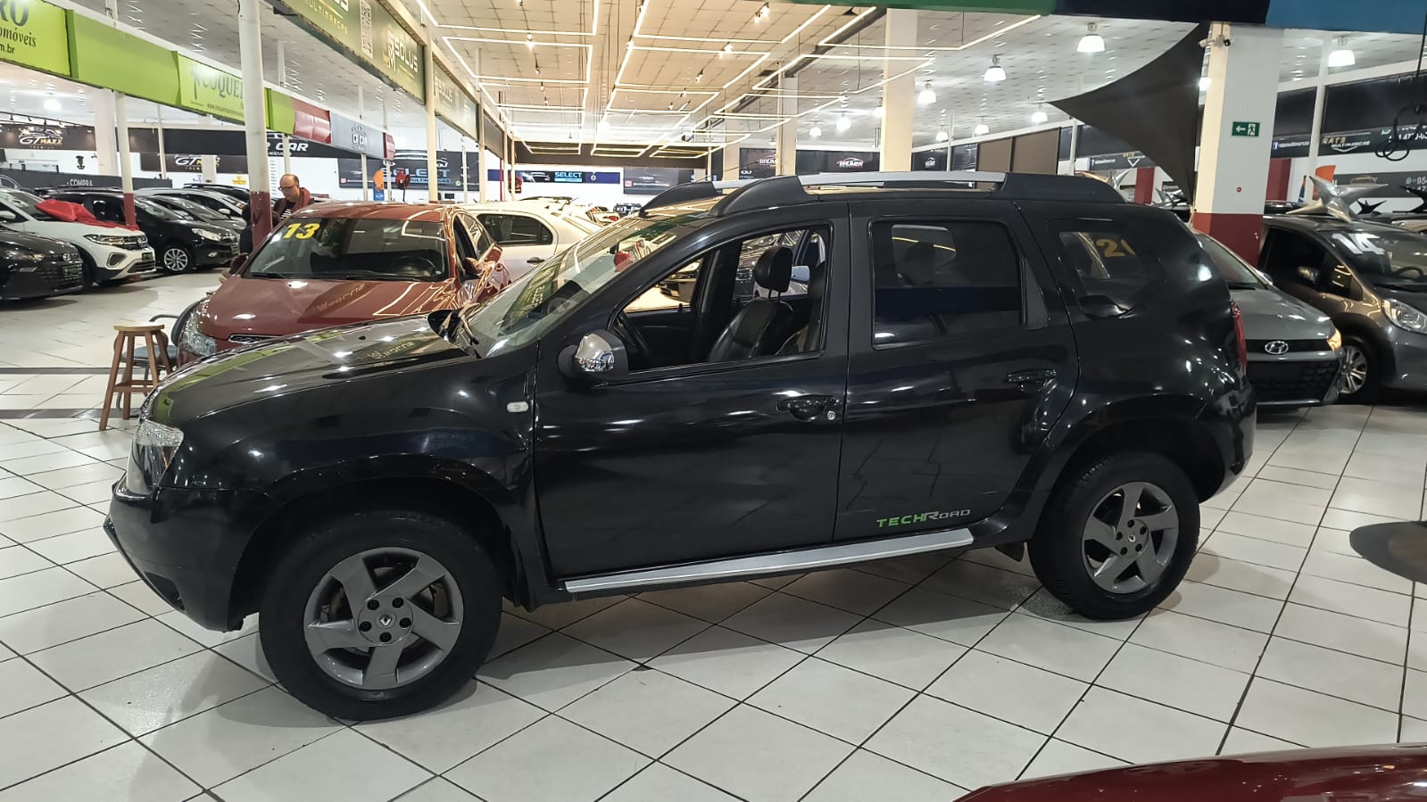 RENAULT DUSTER