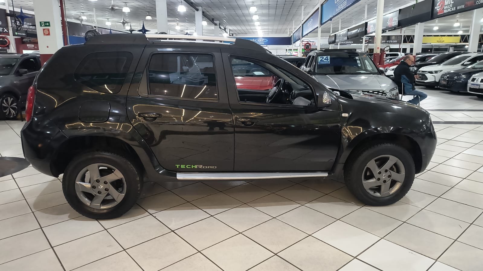RENAULT DUSTER