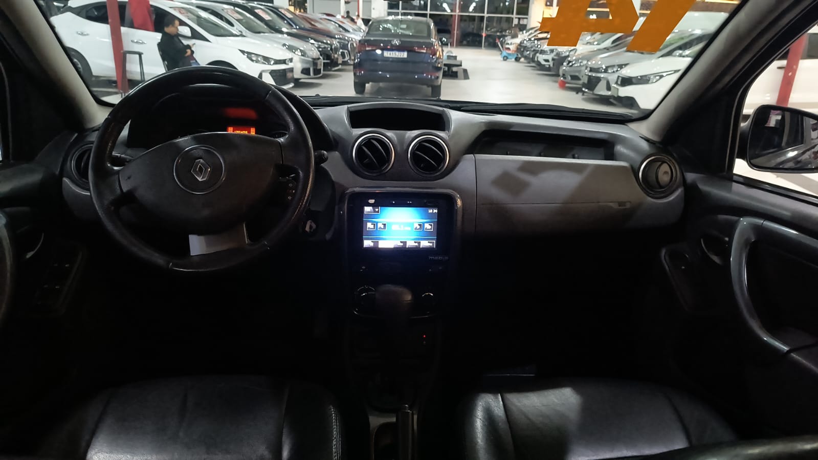 RENAULT DUSTER