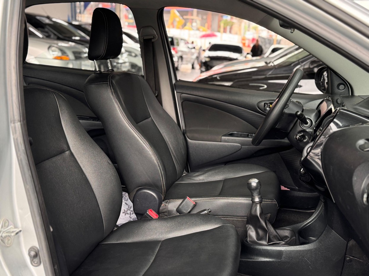 TOYOTA ETIOS