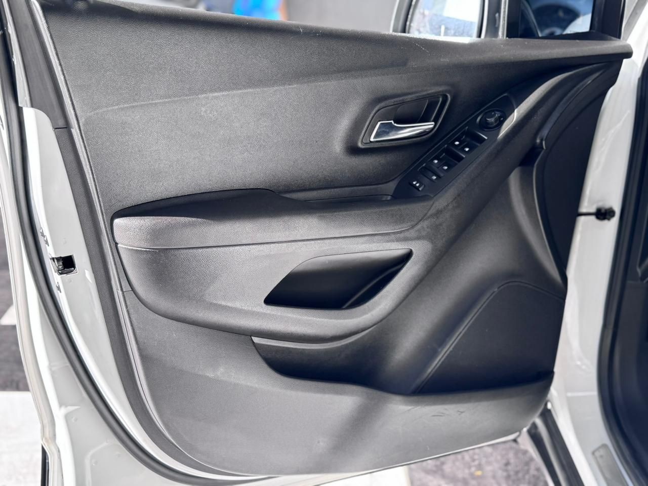CHEVROLET TRACKER