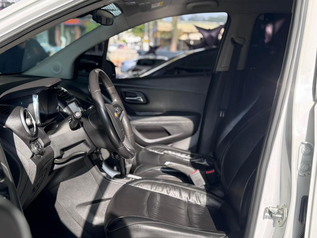 CHEVROLET TRACKER