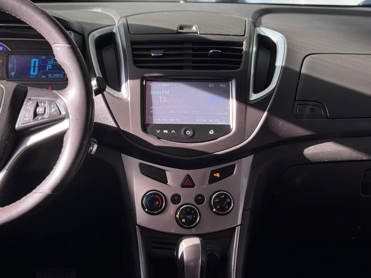 CHEVROLET TRACKER