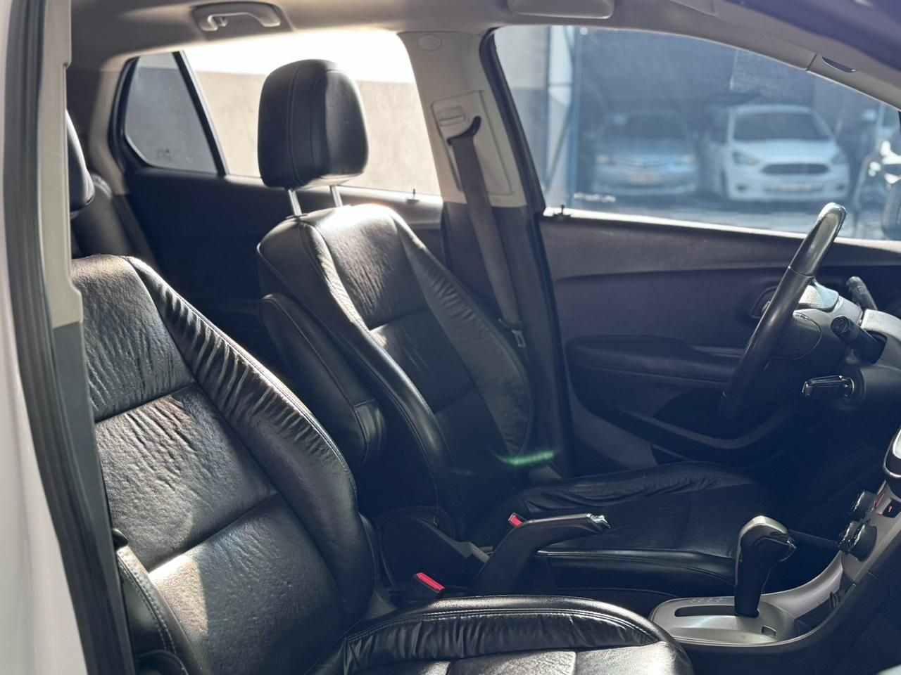 CHEVROLET TRACKER