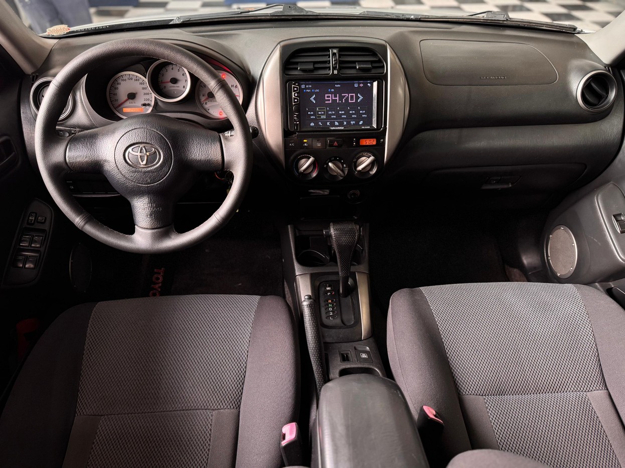 TOYOTA RAV4