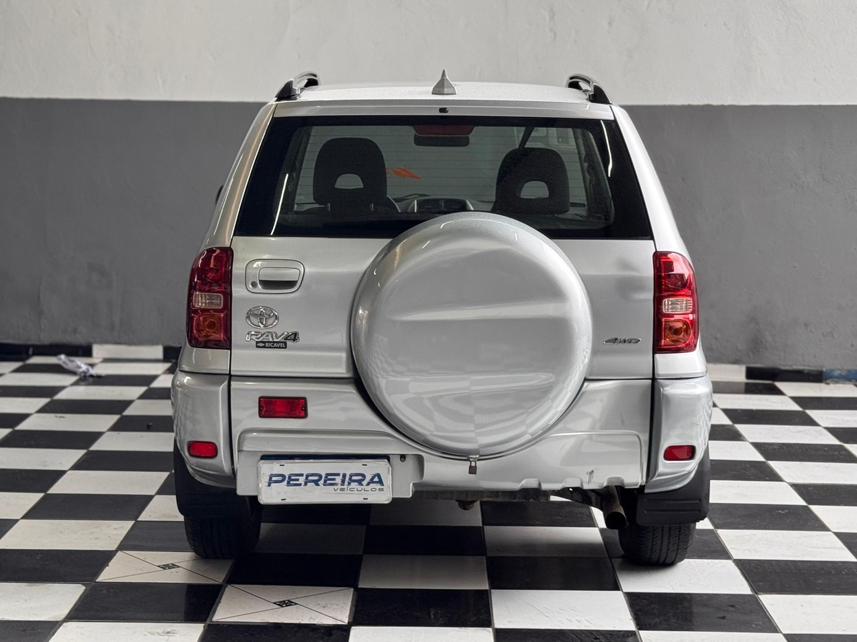 TOYOTA RAV4