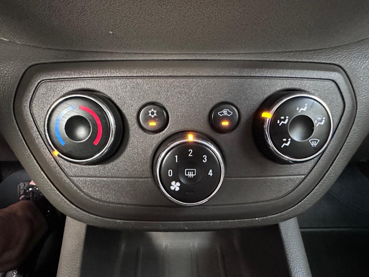 CHEVROLET SPIN