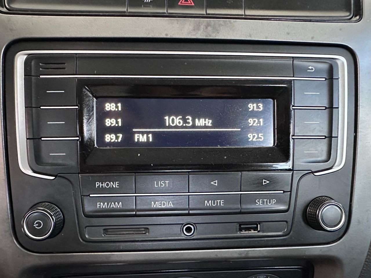 VOLKSWAGEN FOX