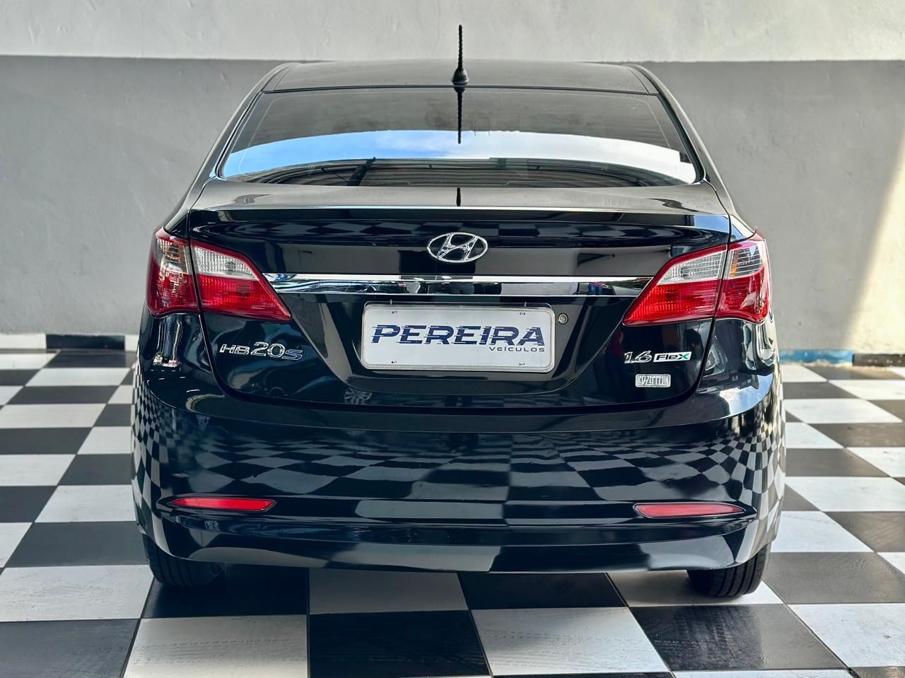 HYUNDAI HB20S