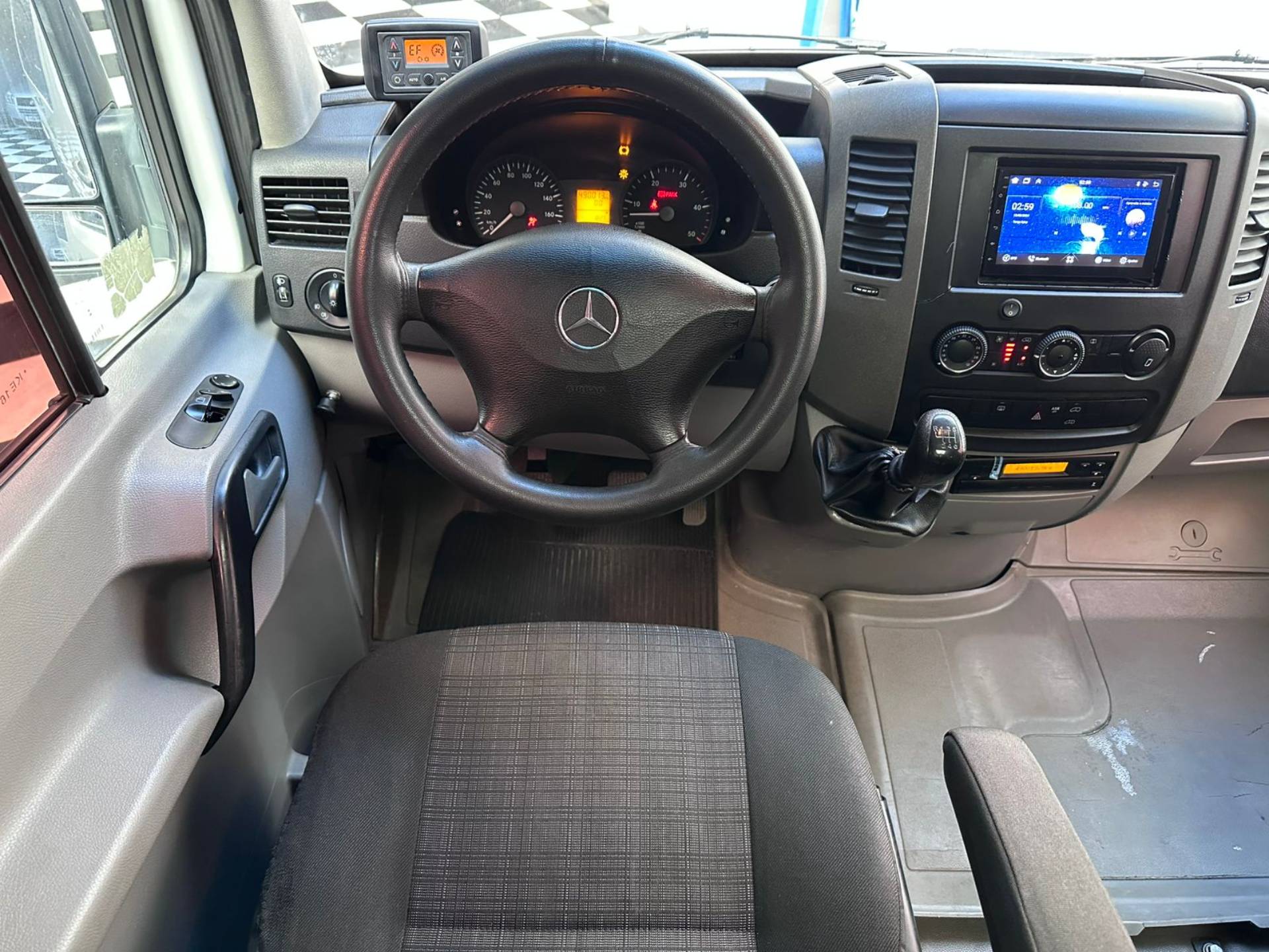 MERCEDES-BENZ SPRINTER