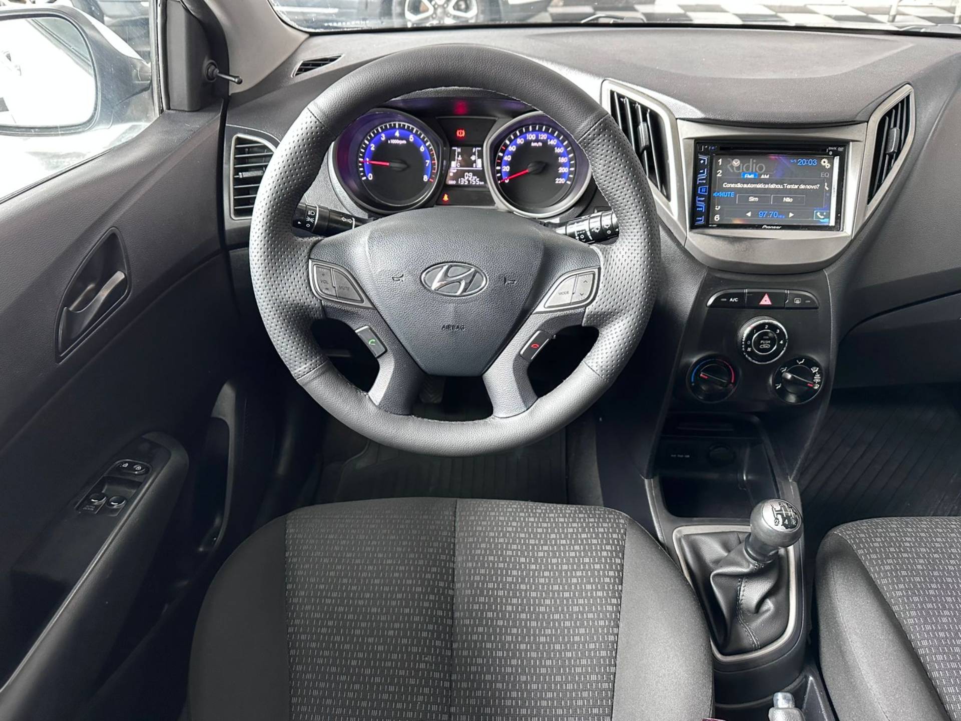 HYUNDAI HB20