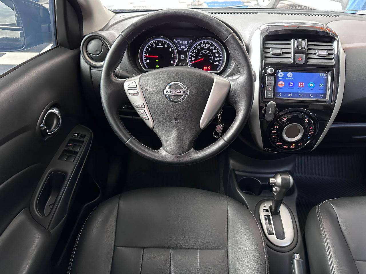 NISSAN VERSA