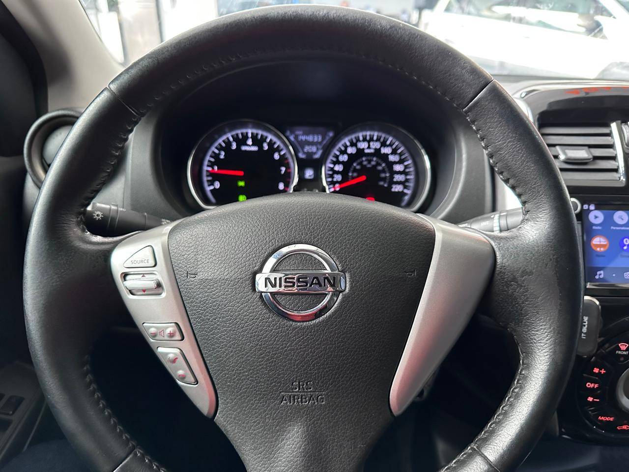 NISSAN VERSA