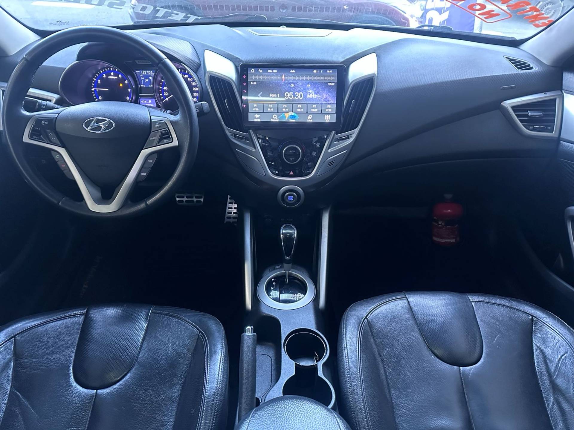 HYUNDAI VELOSTER