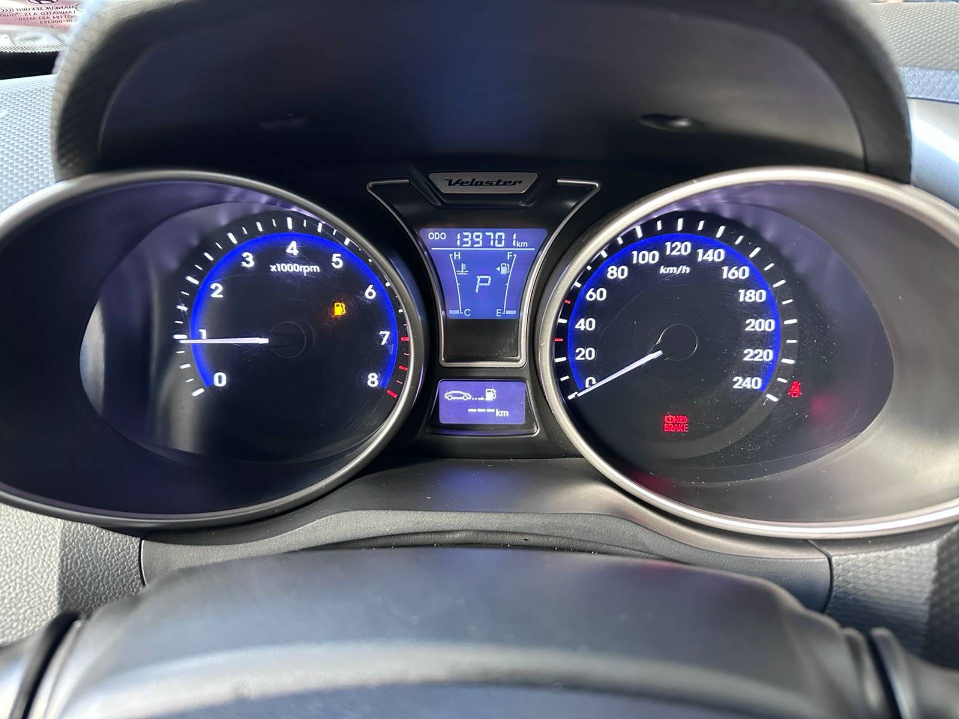 HYUNDAI VELOSTER