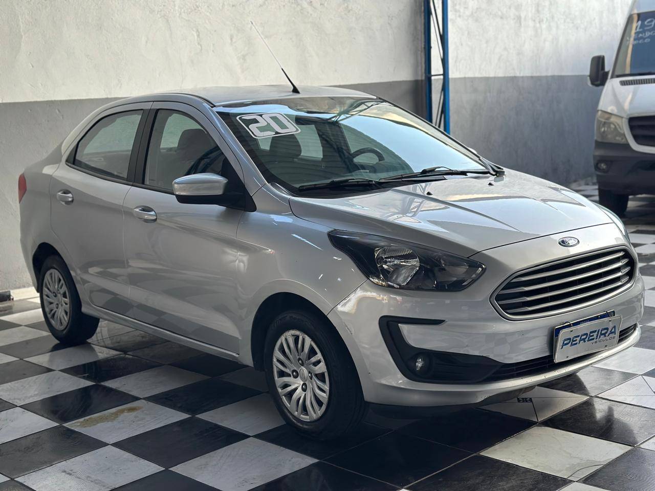 FORD KA