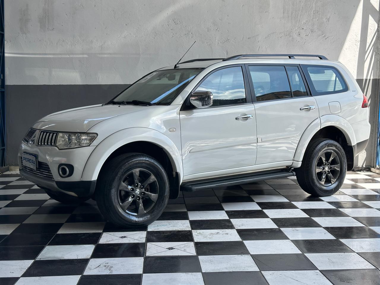 MITSUBISHI PAJERO DAKAR