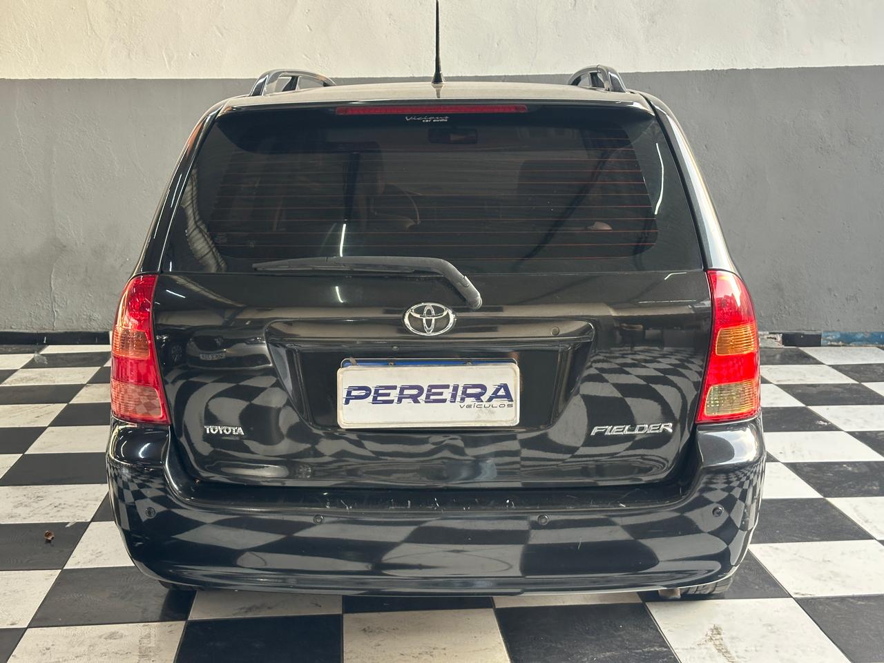 TOYOTA FIELDER