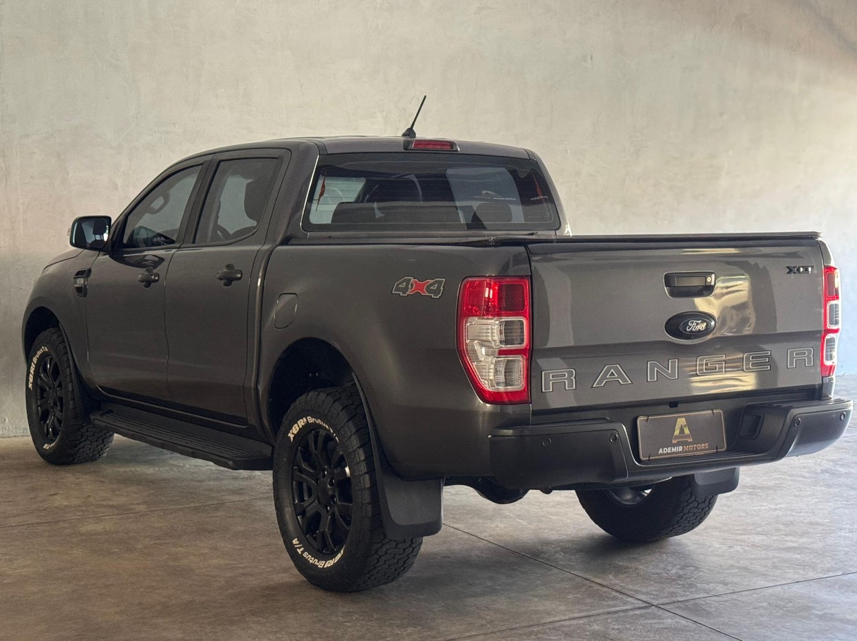Car Image 6