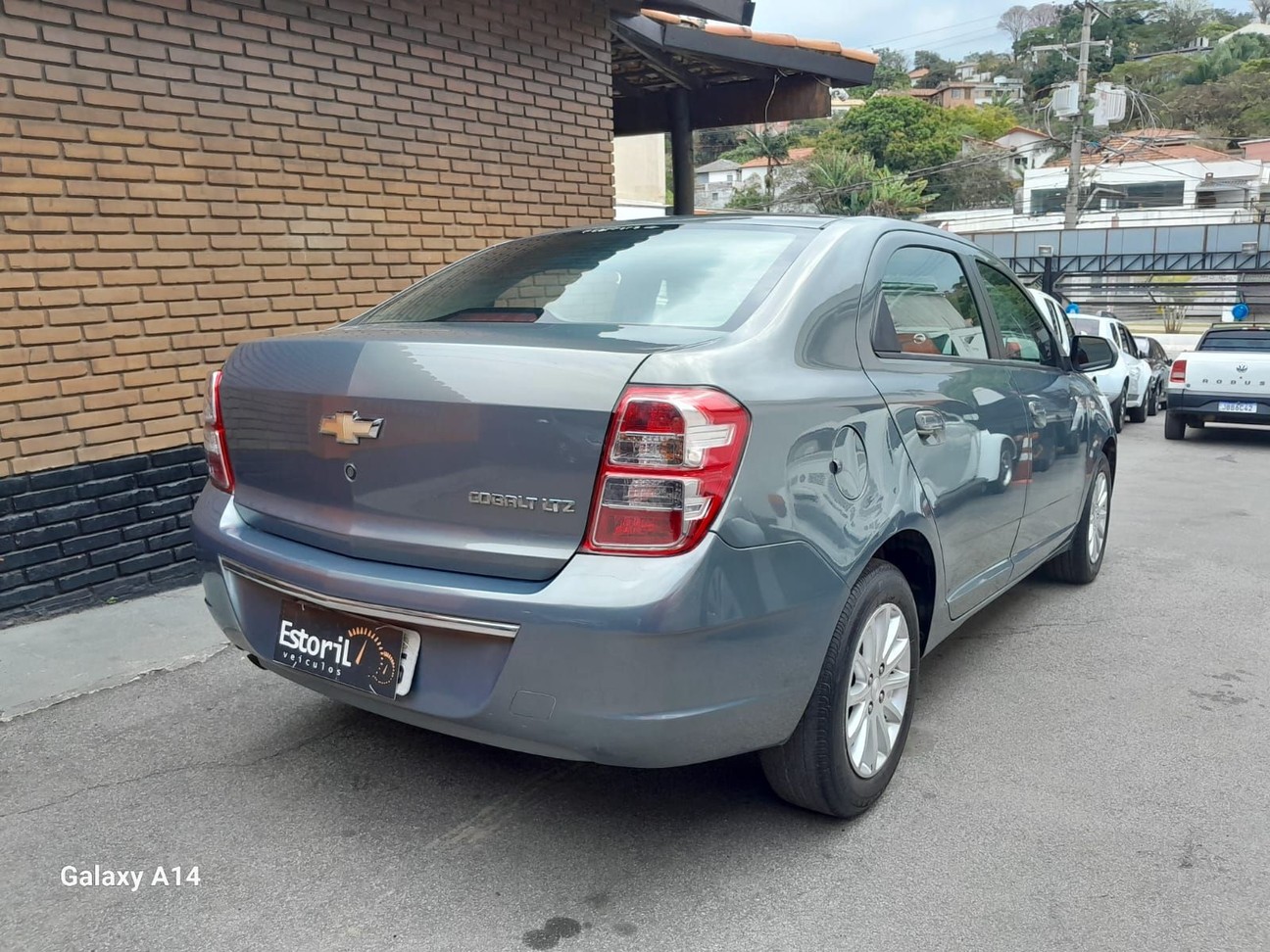 Car Image 9