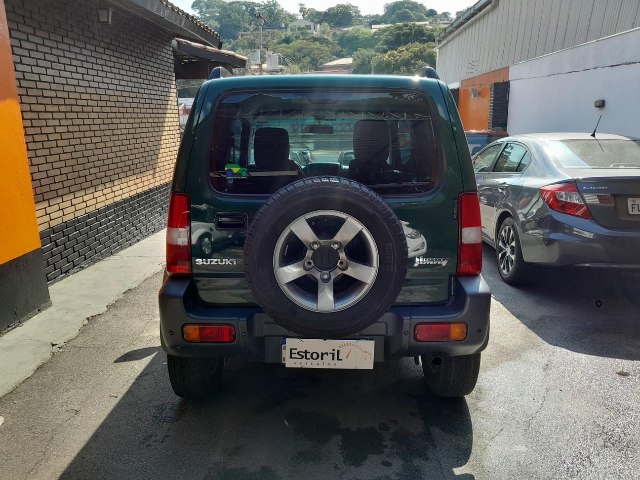 Car Image 9