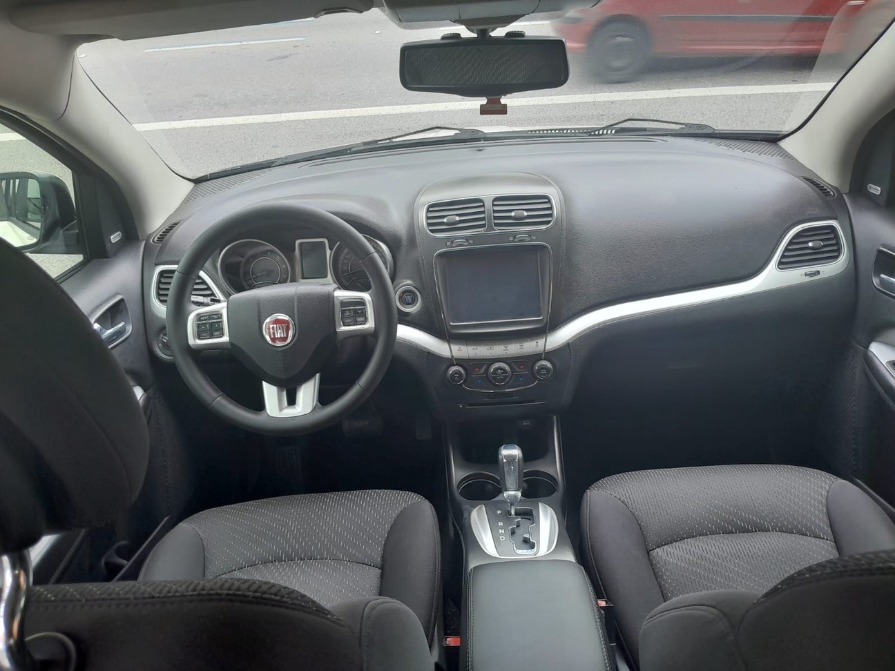 FIAT FREEMONT 2.4 PRECISION 16V