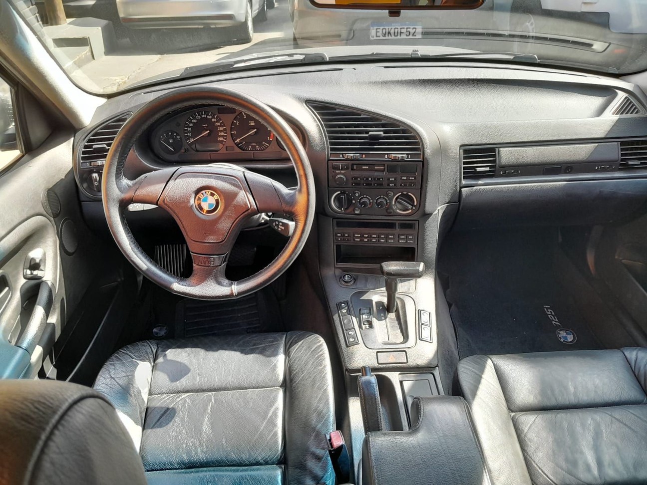 BMW 325i