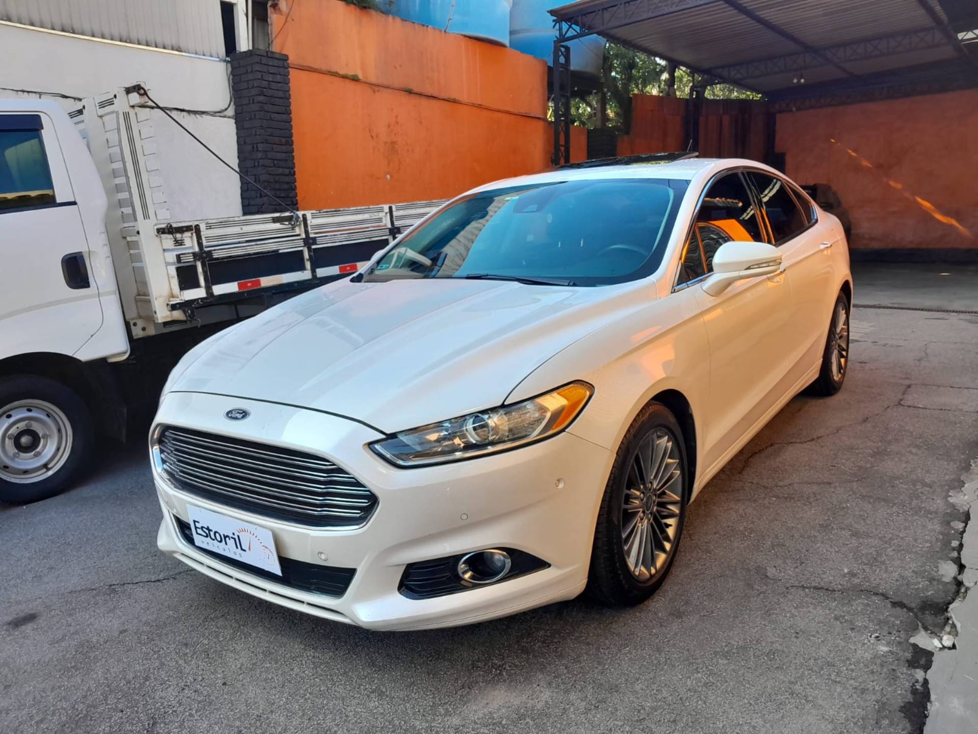 FORD FUSION