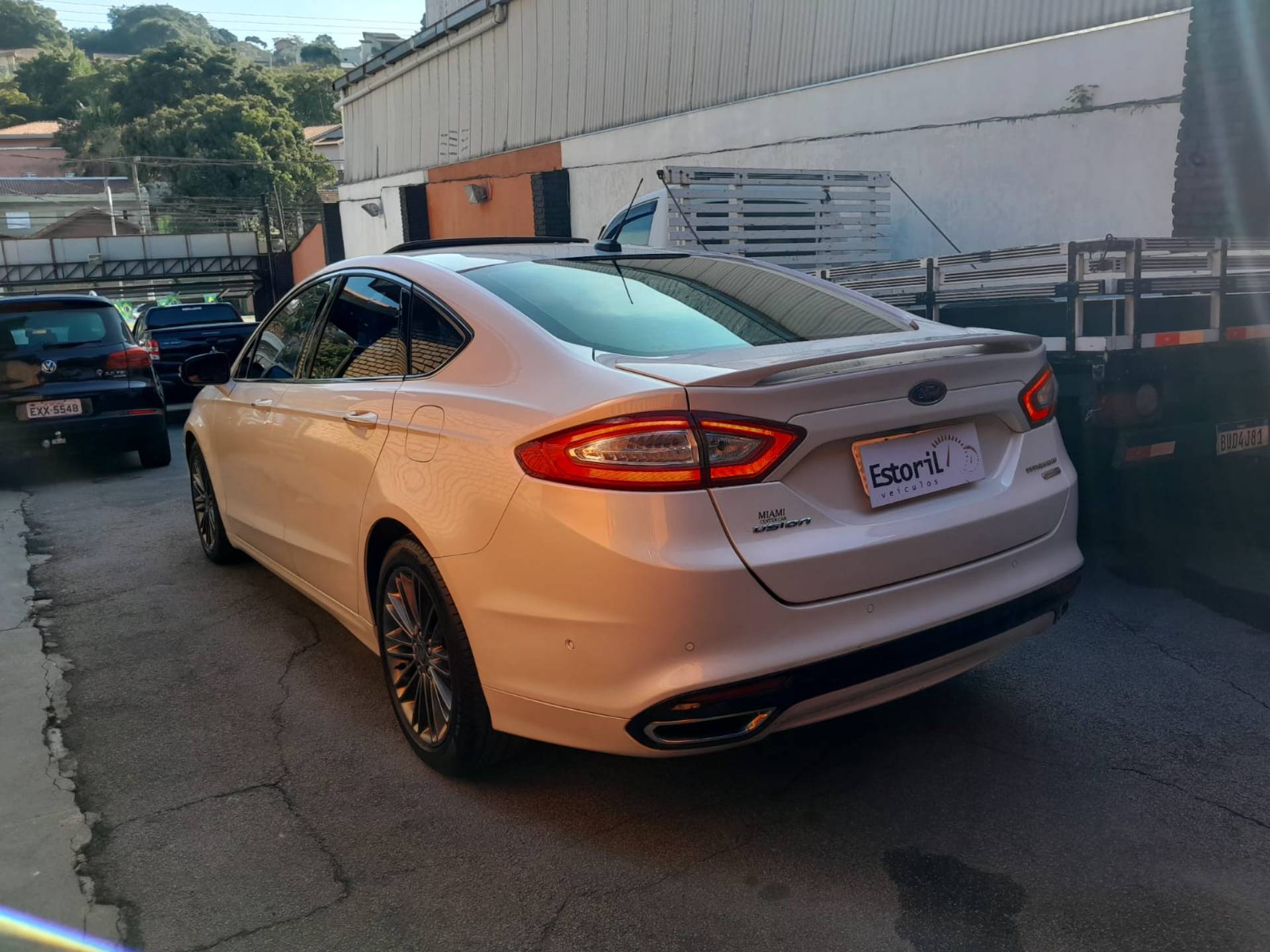 FORD FUSION