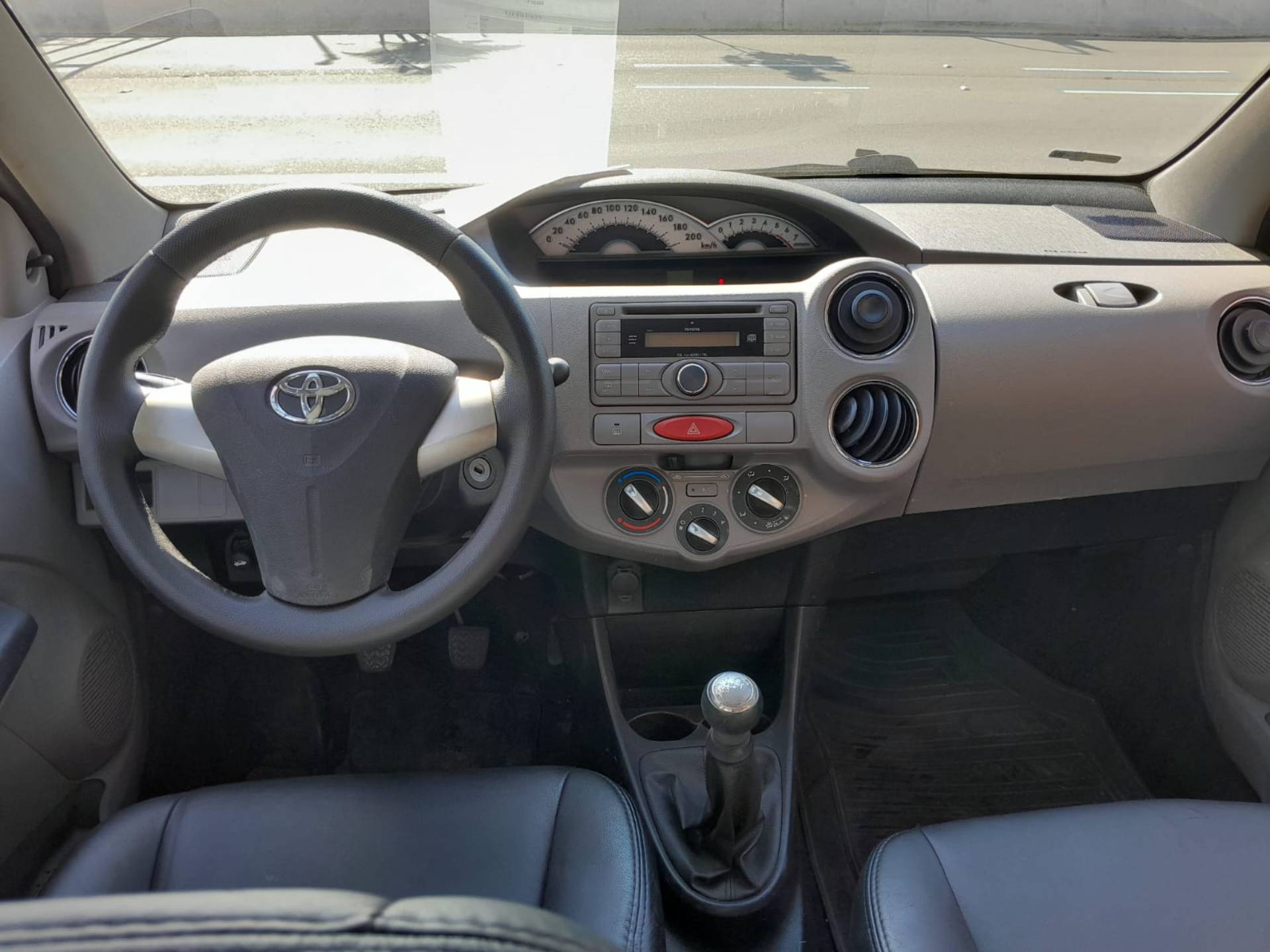 TOYOTA ETIOS