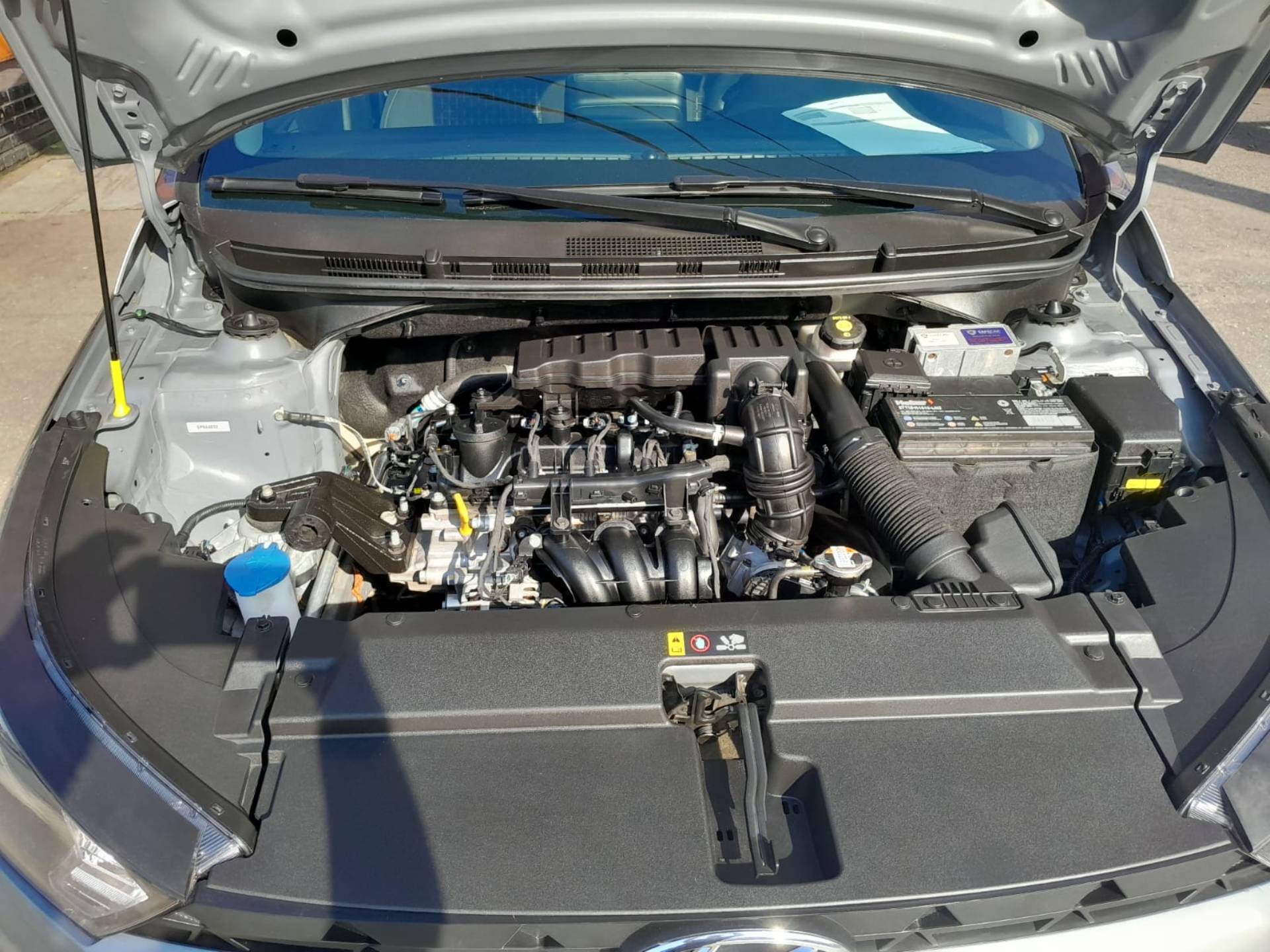 HYUNDAI HB20