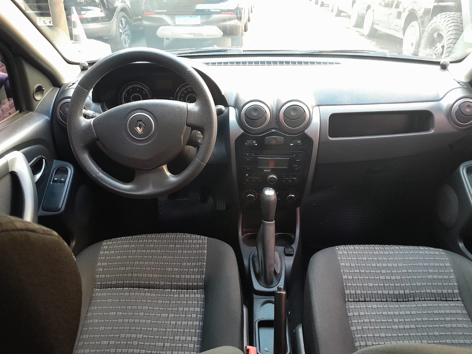 RENAULT SANDERO
